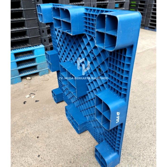 

Palet Plastik Kuat 110X110X14 Pallet Plastik Flat Promo