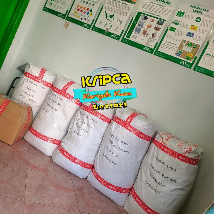 

Keripik Kaca Mentah kemasan 1KG Tipis garing dan Renyah langsung dari produsen siap olah