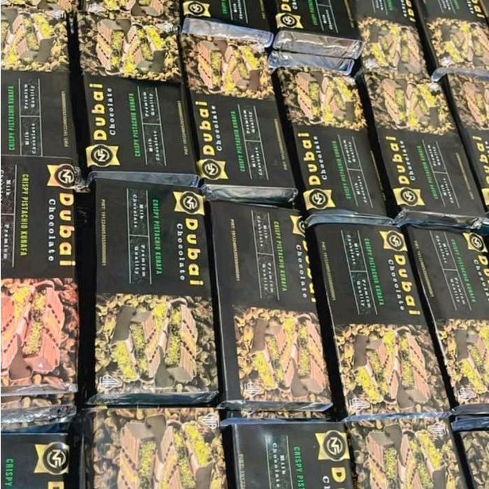

COKLAT DUBAI NF MILK CHOCOLATE Crispy Pistachio Kunafa 250gram Cokelat JUMBO