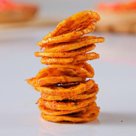 

GELICHIPS - Paket Combo 4pcs Keripik Tempe Pedas Daun Jeruk Gurih Renyah 50gr