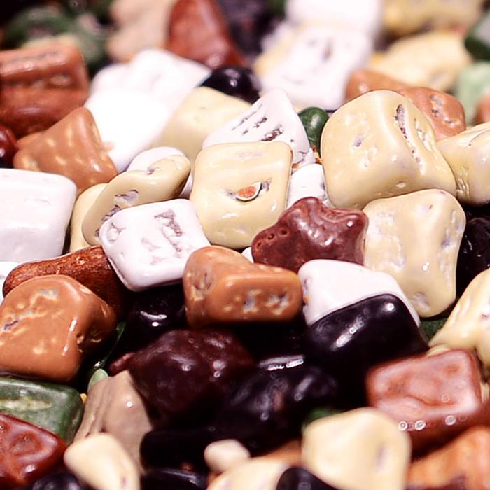

Coklat Krikil / Coklat Batu Krikil Original Makanan Chocolate Manis Food Snacks Cokelat Camilan