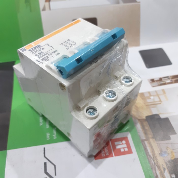 TOP MCB 3 PHASE 50A / MCB SZMR 50 AMPERE 3P SUDAH SNI -