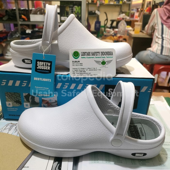 Safety shoes / Sandal clog Jogger bestlight / Oxypas bestlight asli