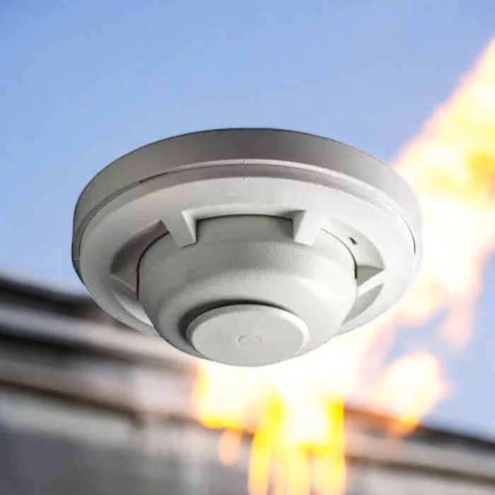 SALE  HEAT DETECTOR NOTIFIER 5601P-CH HEAT DETECTOR HONEYWELL ROR HEAT READYY