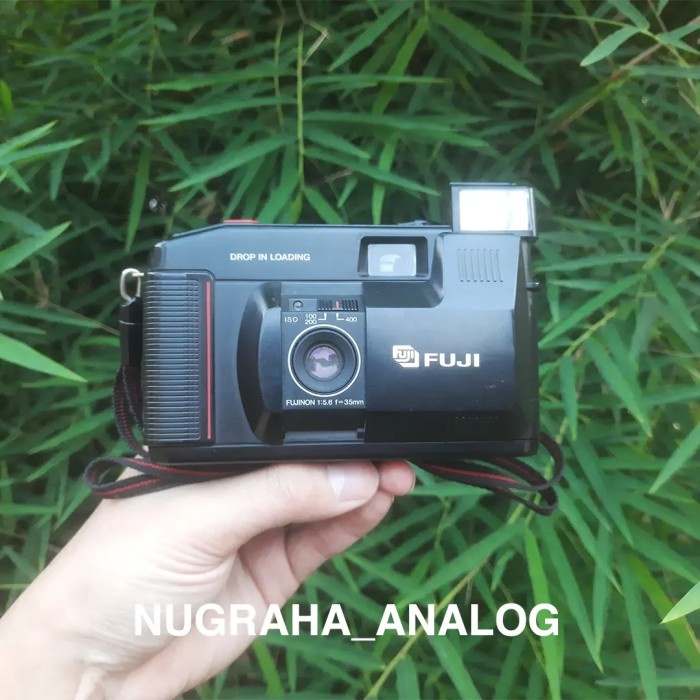 Kamera Analog Fujifilm Fuji DL 10 Point and Shoot Film Camera