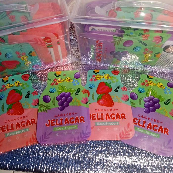 

Jeli Agar Rasa Strawberry dan Anggur QeQe isi 30- Makanan Puding - Pudding, Jelly, Stroberi, Food