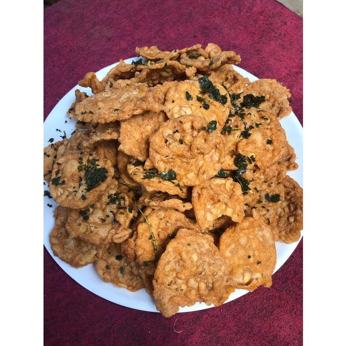 

500 GR KERIPIK TEMPE BULAT MANGLAYANG RASA ORIGINAL DAUN JERUK CAMILAN FOOD