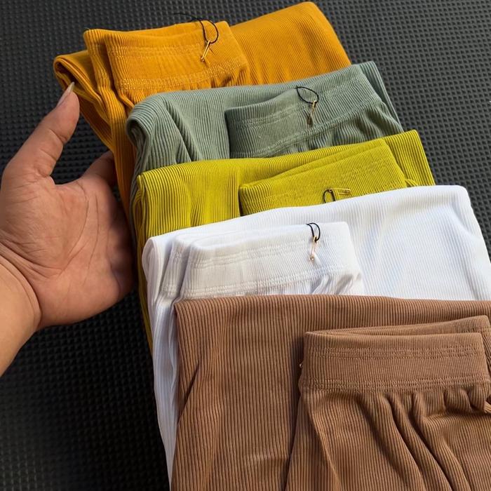 Celana Kulot Rajut Premium Jumbo Bigsize Melar Nyaman Tebal