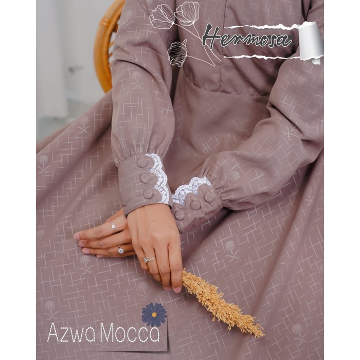 

Gamis hermosa motif kurma azwa mocca bahan wolfis embos-gamis mocca premium-gamis coklat susu