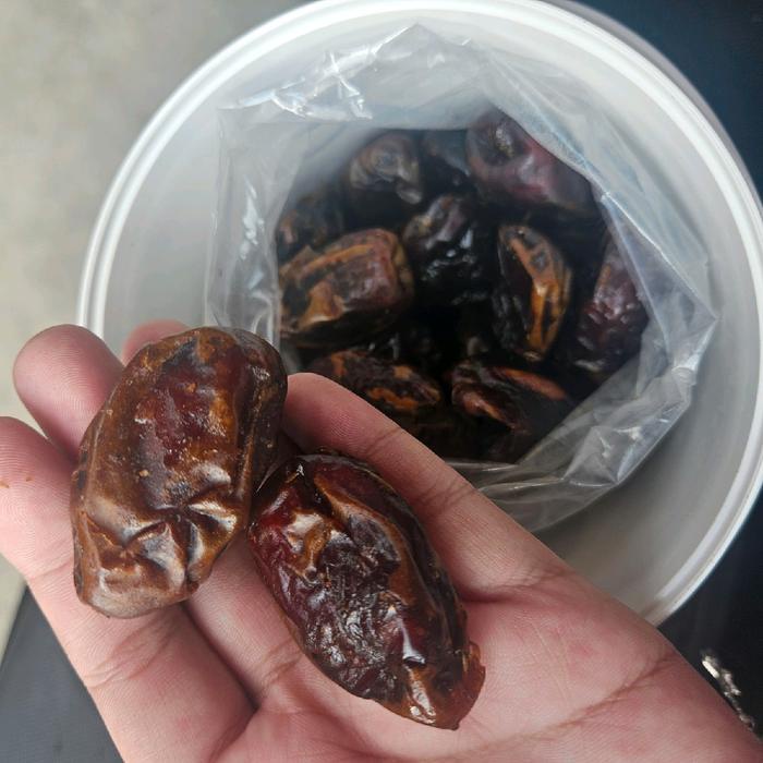 

HJK Kurma al-qaseem 500gr 2 ember