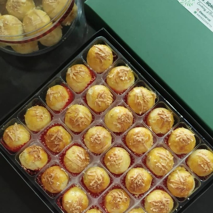 NASTAR BOX / DUS KUE NASTAR