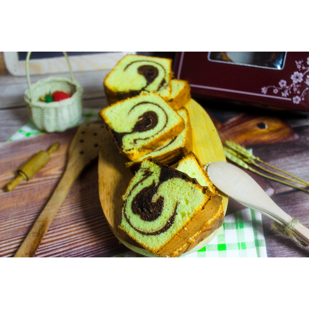 

Bolu Marmer 20x20cm Marmer Cake PREMIUM Bolu Marmer Wangi & Lembut