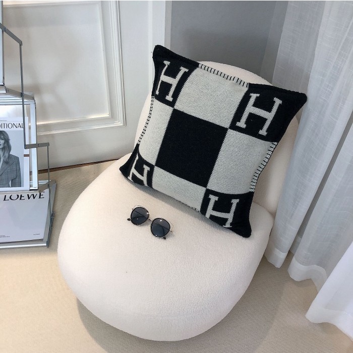 Bantal Sofa Branded / Sarung Bantal Sofa Hermes / Sofa Cushion Cover