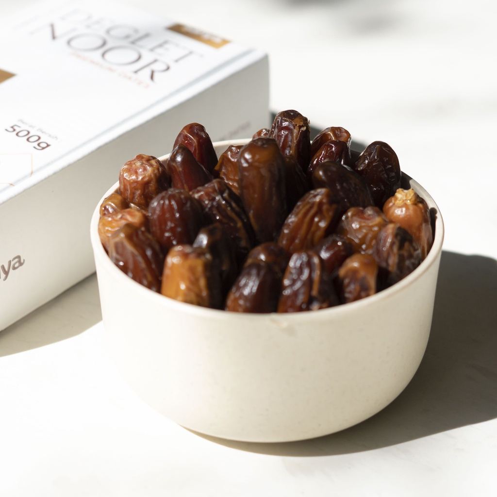 

Safiya Kurma Tunisia Madu 1 Kg Deglet Noor Premium