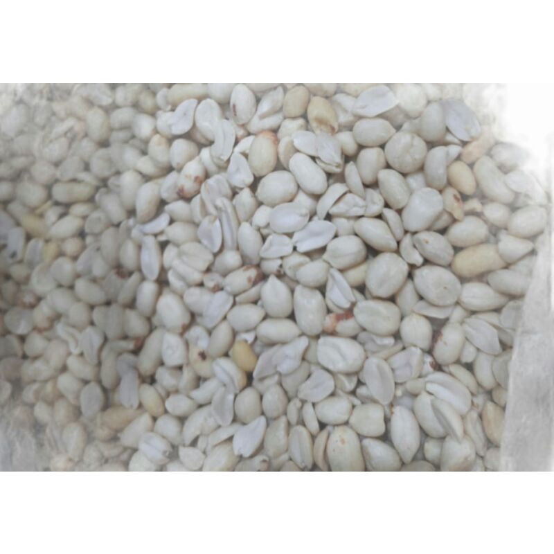 

kacang tanah kupas 500gr