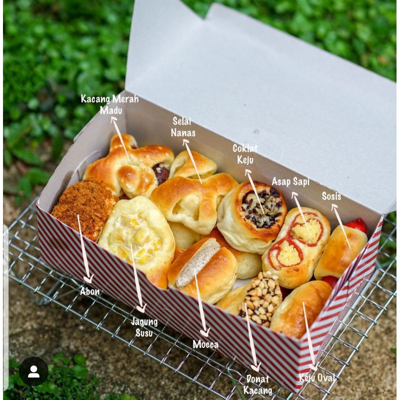 

HJ Roti Unyil Venus Campur Box 30