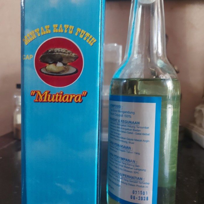 Minyak Kayu Putih Cap Mutiara Asli Ambon 275Ml - Asli
