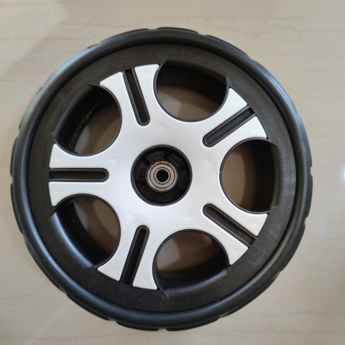 ban velg belakang sepeda anak roda tiga Genio aviator HITAM PUTIH Kode 382