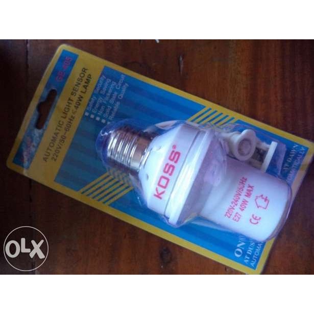 Fitting LAMPU SENSOR Cahaya KOSS Fiting E27