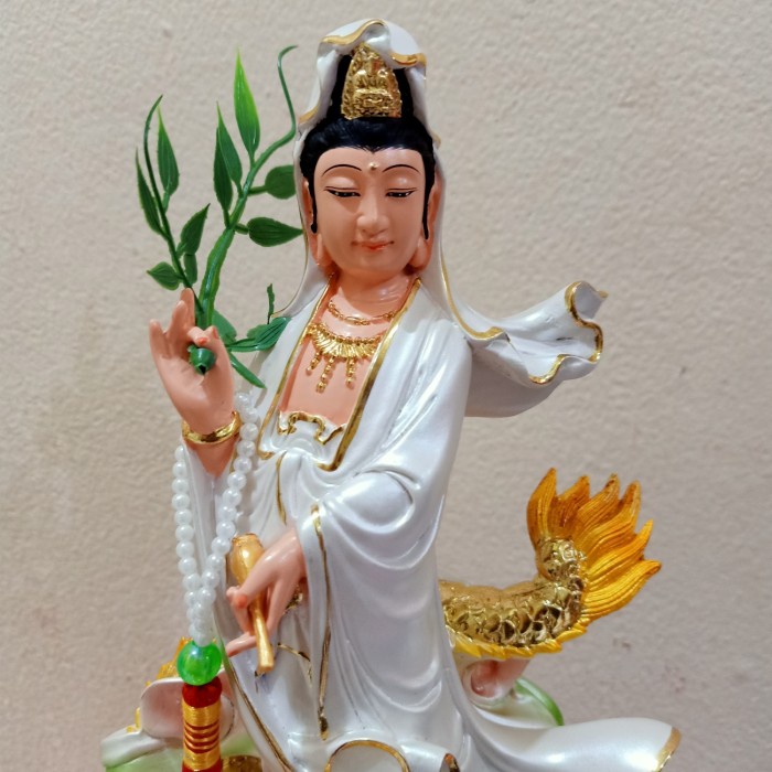 PATUNG KWAN IM / KWAN IN / GUAN YIN / NAGA 12 INCH FIBER
