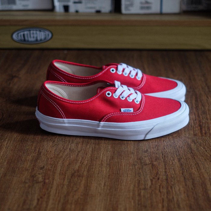 OG AUTHENTIC VAULT LX RED TERLARIS