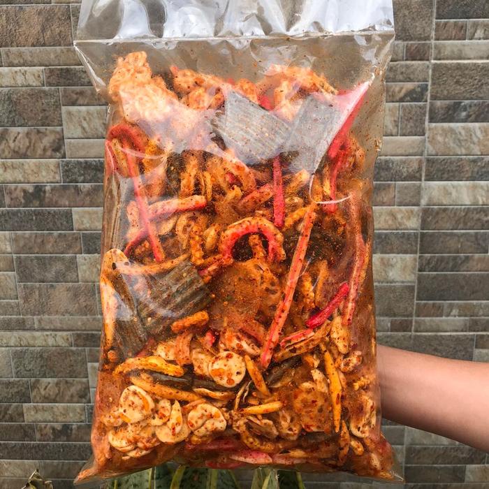 

SEBLAK CAMPUR/MIX (jaat,jengkol,rafael,sebring,makroni,basreng) 1kg DAN 500GRAM Pedas