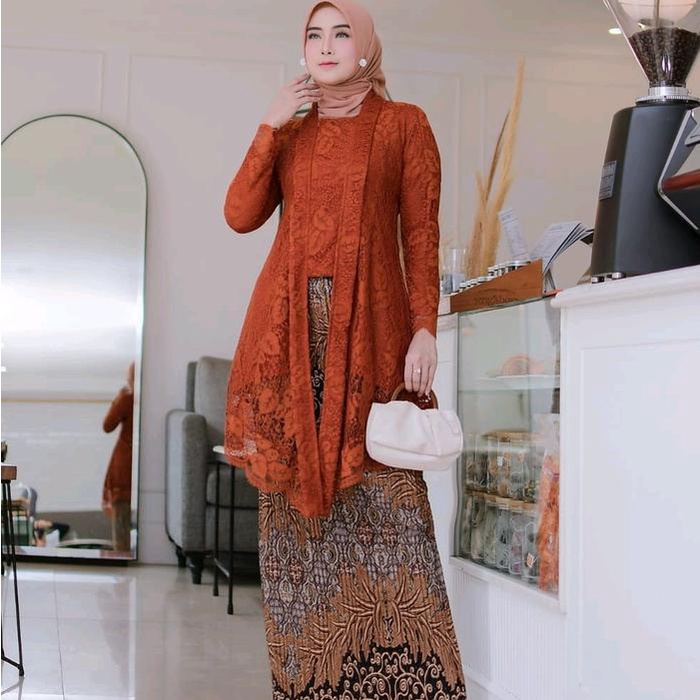 Atasan Kebaya - Tunik Kutu Baru Airin - Kebaya Jumbo Ld 120 - Kebaya Brokat - Kebaya Wisuda - Kebaya