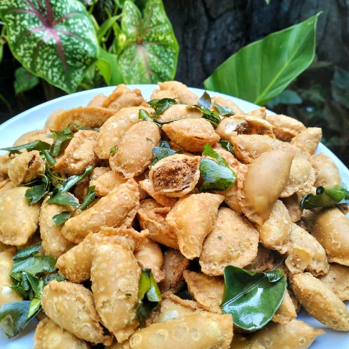 

Pastel Abon super Special wangi daun jeruk kemasan 1kg