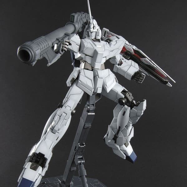(BestSeller) Bandai Original MG 1/100 Unicorn Gundam ver. ova