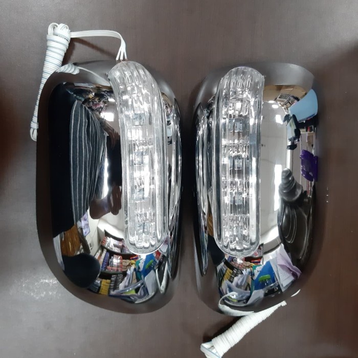 Cover spion lampu mobil toyota Avanza 2008-2011