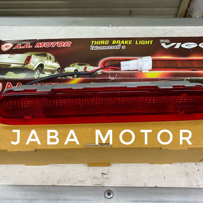 LAMPU CENTER STOP-LAMPU BAK BELAKANG HILUX VIGO TAHUN 2006-2015