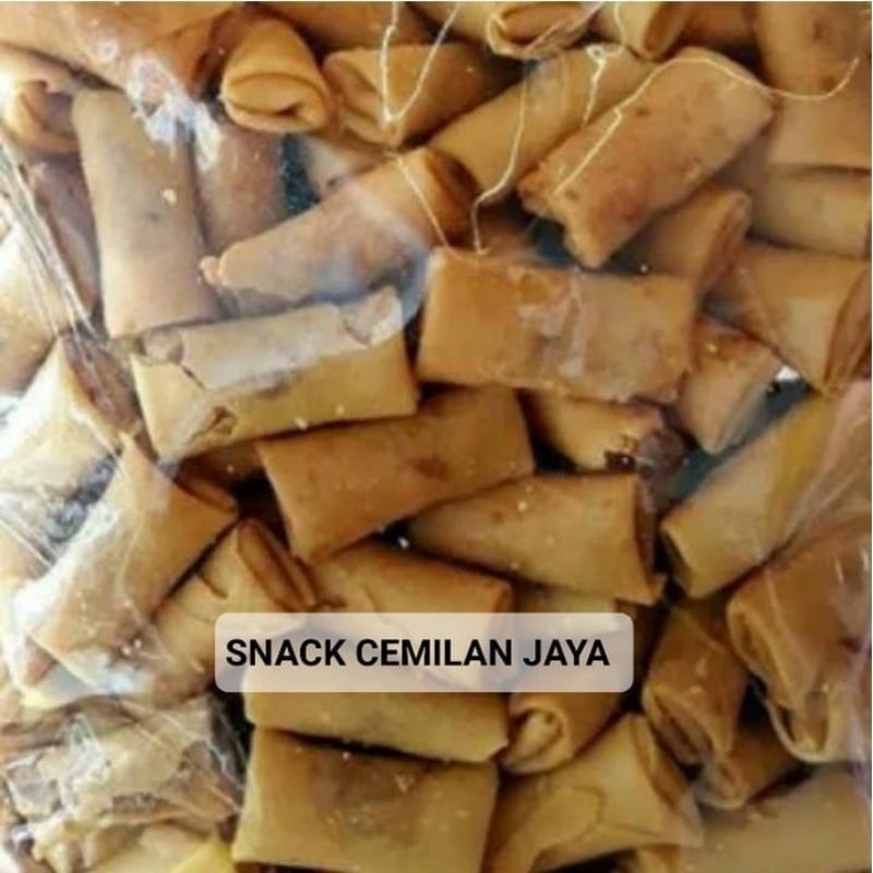 

CEMILAN SUMPIA UDANG 500GR(1/2KG)/SUMPIA ISI UDANG ABON/SNACK CEMILAN/JAJANAN MURAH WE!