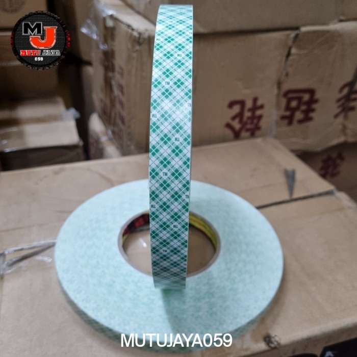 

3M DOUBLE URETHANE FOAME TAPE - MOUNTING TAPE 4032 18MM X 25 M