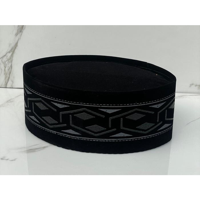 Peci Motif Batik Hitam Tersedia ukuran anak dan Dewasa Peci Hitam Ukuran 1-10, Peci Kain Bludru,