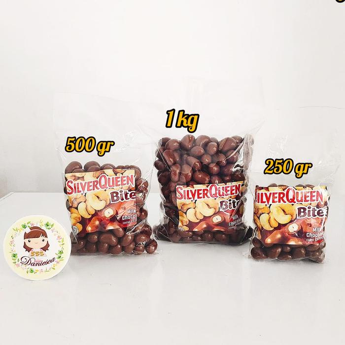 

BARANG TERLARIS 500gr coklat silverqueen bites cashew - silverqueen bites mede - coklat pabrikan -