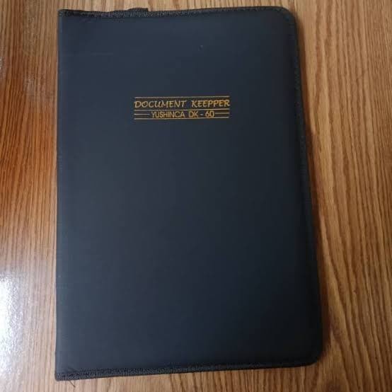 

BARANG TERLARIS Map Penyimpanan Dokumen File Yushinca DK 60 Retsleting Clear Document