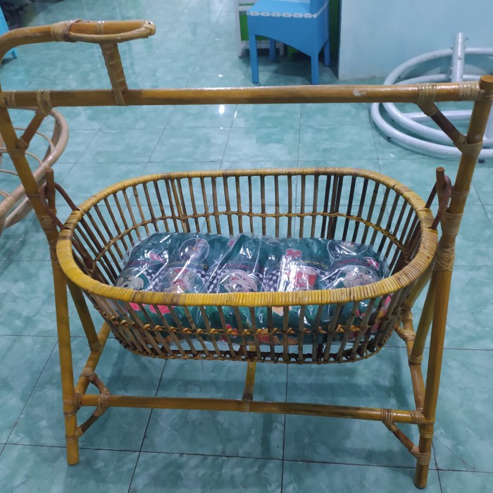PREMIUM Ayunan Bayi Rotan Asli Mengayun Samping