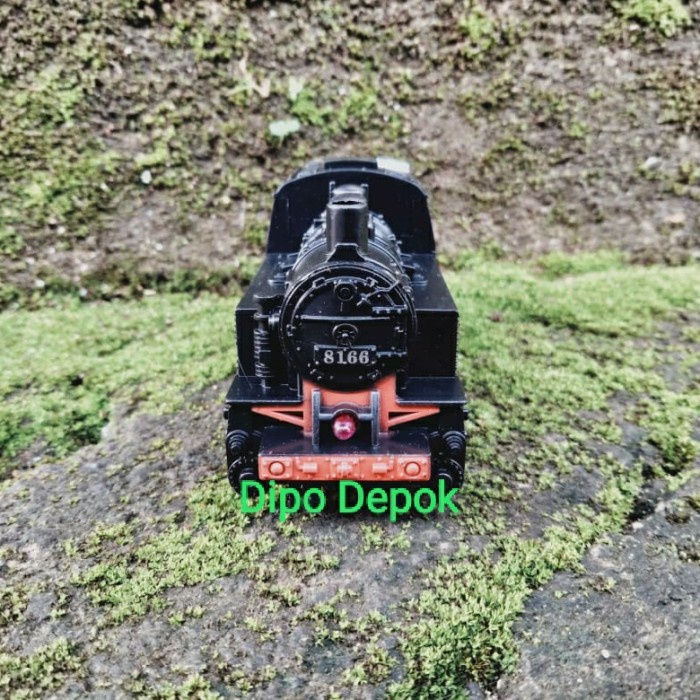 Playful Minds - Lokomotif 8166 Freight Train Railking