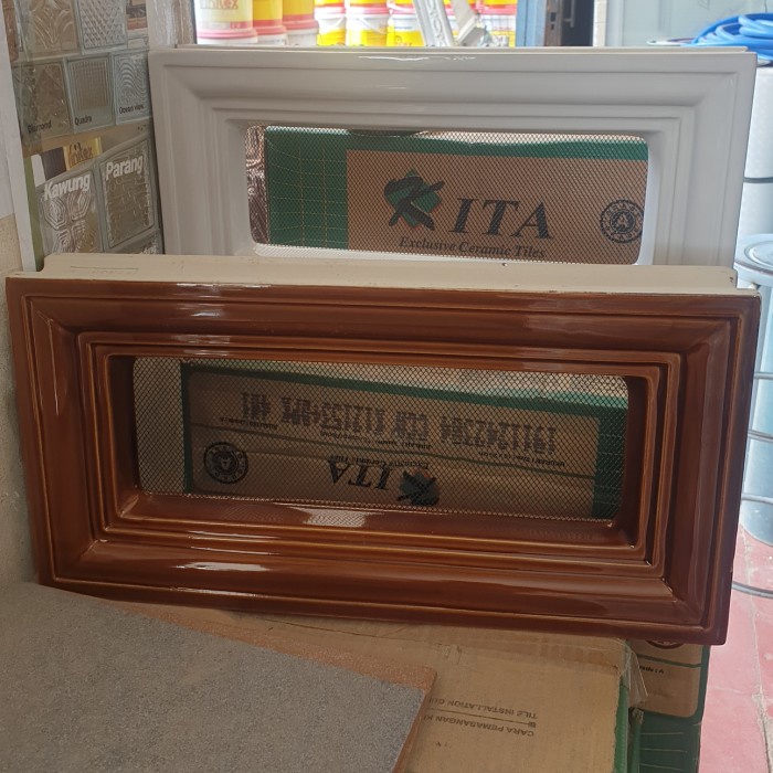 Terlaris Loster / Lubang angin Keramik 20x40 kawat nyamuk