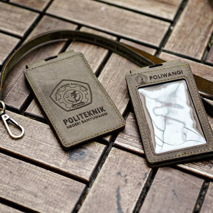 

pintar- ID CARD HOLDER KULIT NAME TAG CUSTOM NAMA & LOGO MODEL G *FREE GRAFIR*