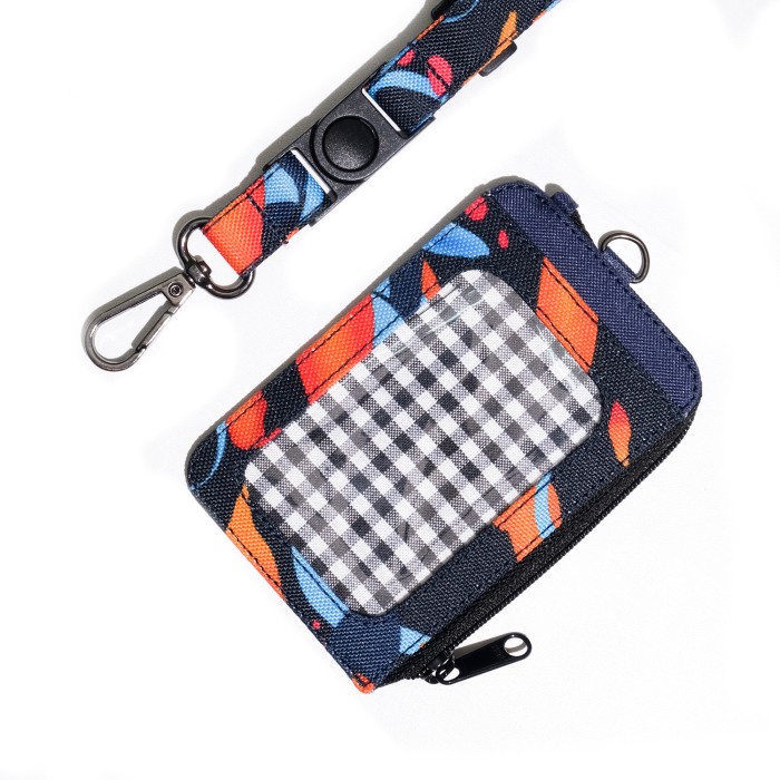 

pintar- Gantugan ID Card Holder Name Tag Dompet Kartu Multifungsi - IDCS21