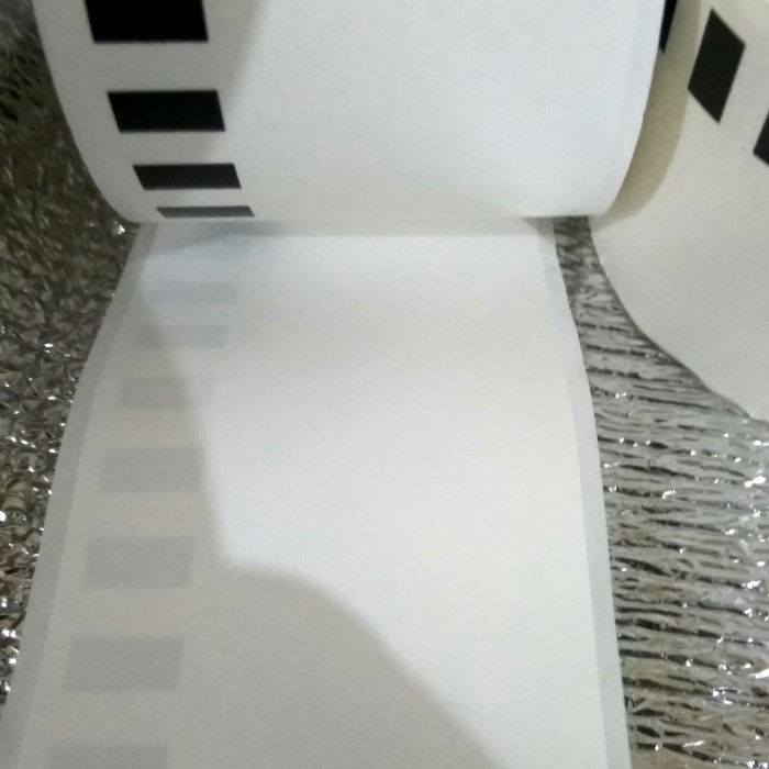 

pintar- Kertas Continuous Brother Label Tape 67mm x 30M DK-22205 DK22205