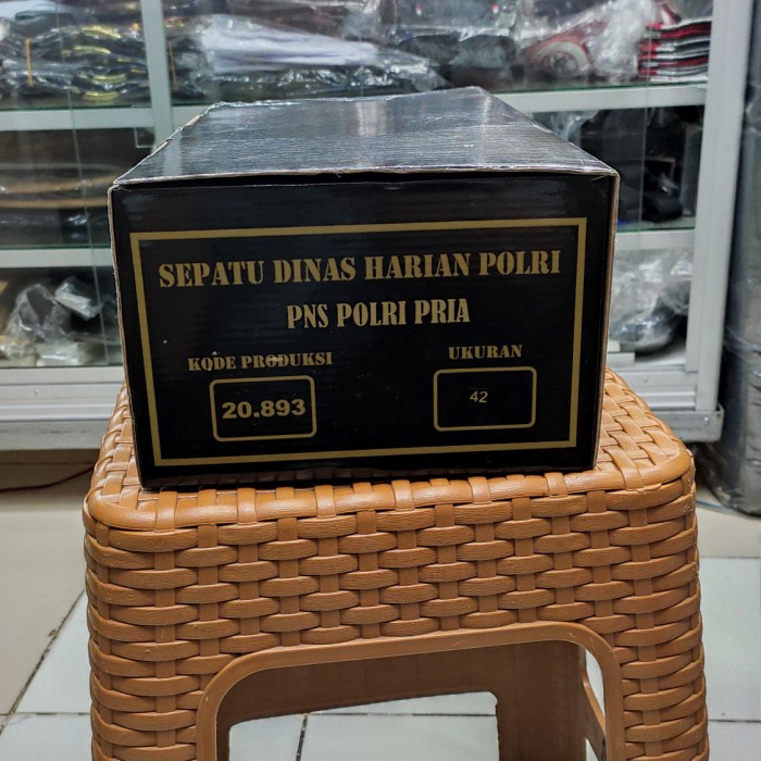 SEPATU PDH JATAH POLRI