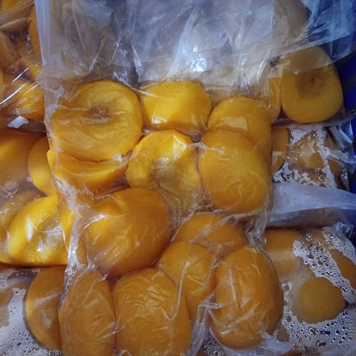 

Lezat- GROSIR MURAH 500gr Buah Peach Manis Frozen Yellow Persik