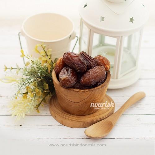 

Lezat- Medjool Dates (Kurma Medjol) 1kg