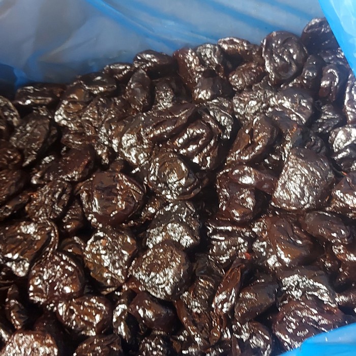 

pitted prunes 500 gram. dried prunes. buah prunes kering. best produk