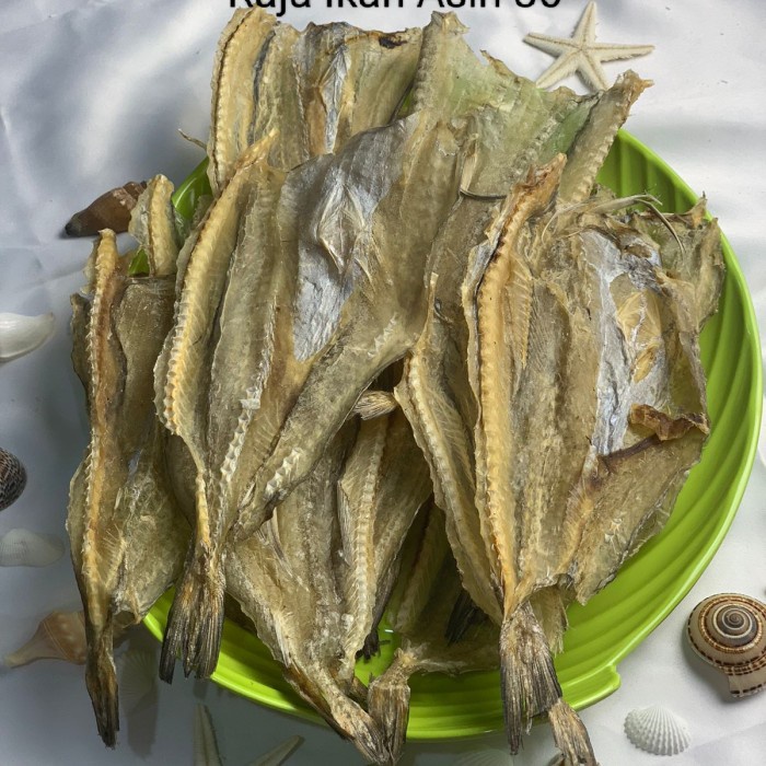 

Ikan Asin Jambrong Super / Siting Kering / Siting Belah Tipis