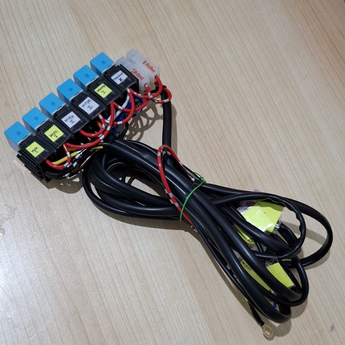 READY STOK Relay set 4 lampu biled 2 mode dengan 2 fuse dan 6 pcs relay 12 volt transparant Bosch