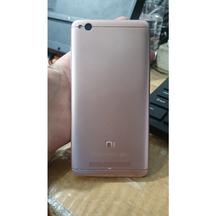 hp xiomi redmi 4a 2/32 bekas bergaransi 2 bulan *