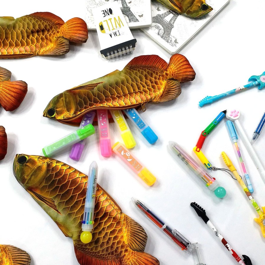 

Pouch Atau Kotak Pencil Ikan Arowana Favorit Penggemar Ikan Hias Arwana